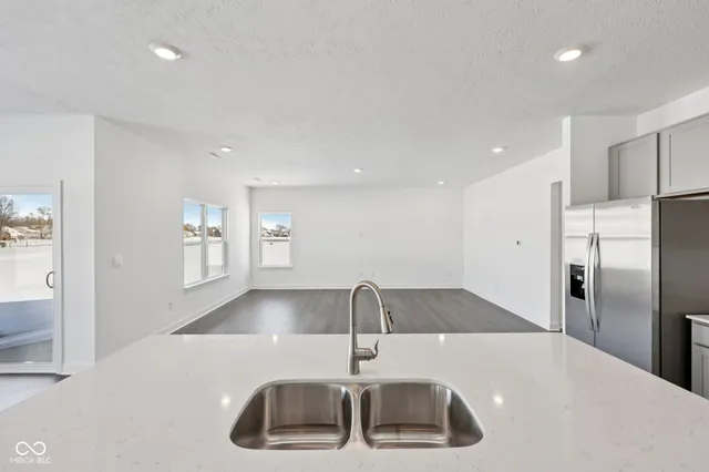 $439,900 | 8094 Wesleyan Drive, Avon, IN 46123