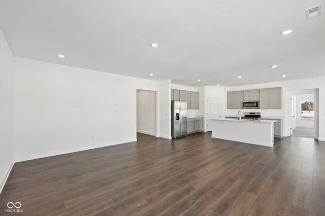 $439,900 | 8094 Wesleyan Drive, Avon, IN 46123