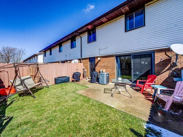 $230,000 | 479 Fairview Drive, Manhattan, IL 60442