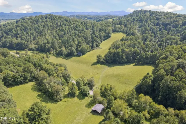 $999,999 | 0 Long Hollow Road, Nickelsville, VA 24271