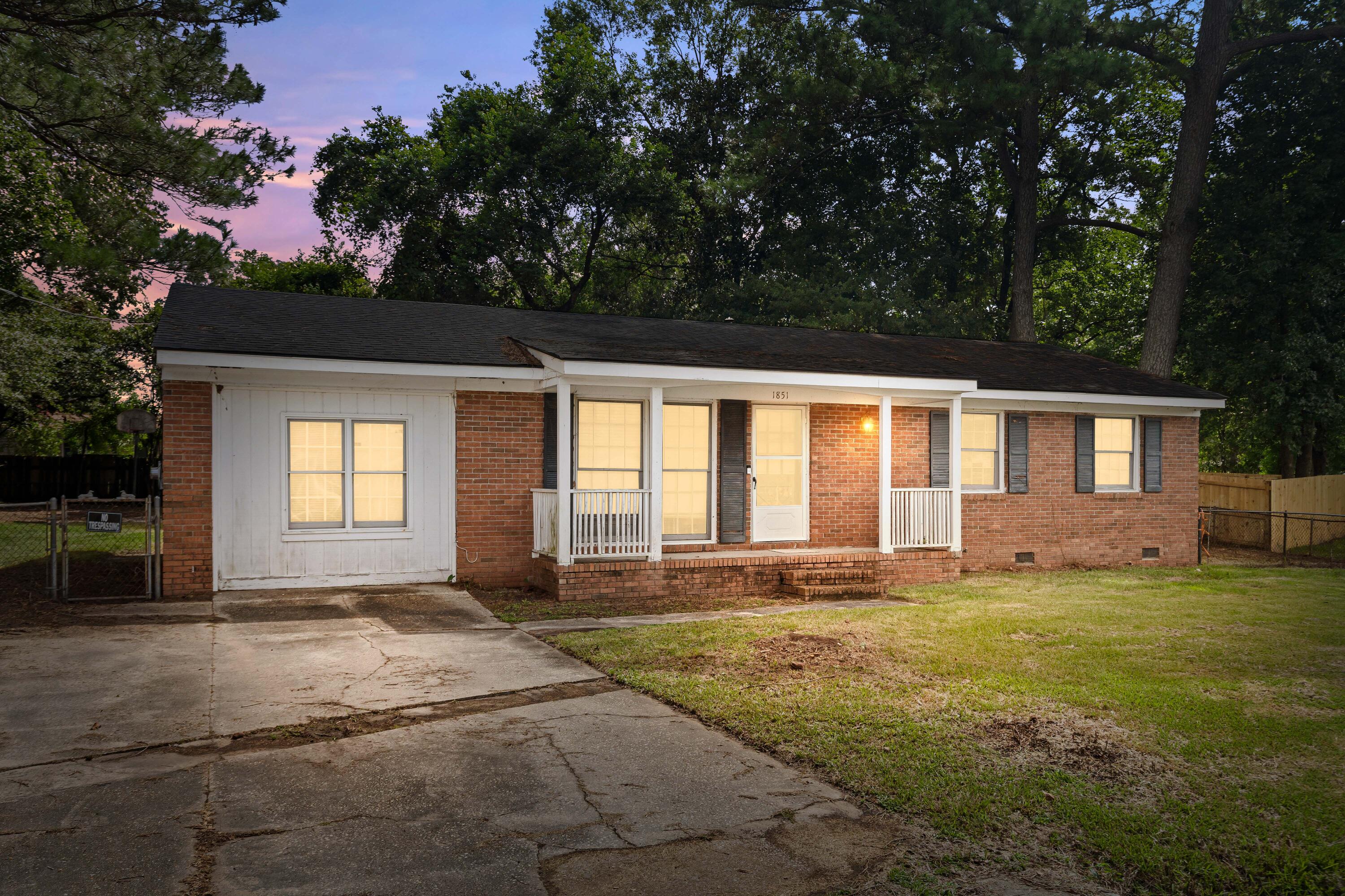 1851 Mepkin Road Charleston, SC 29407 - Photo 2 of 23 Front of the home