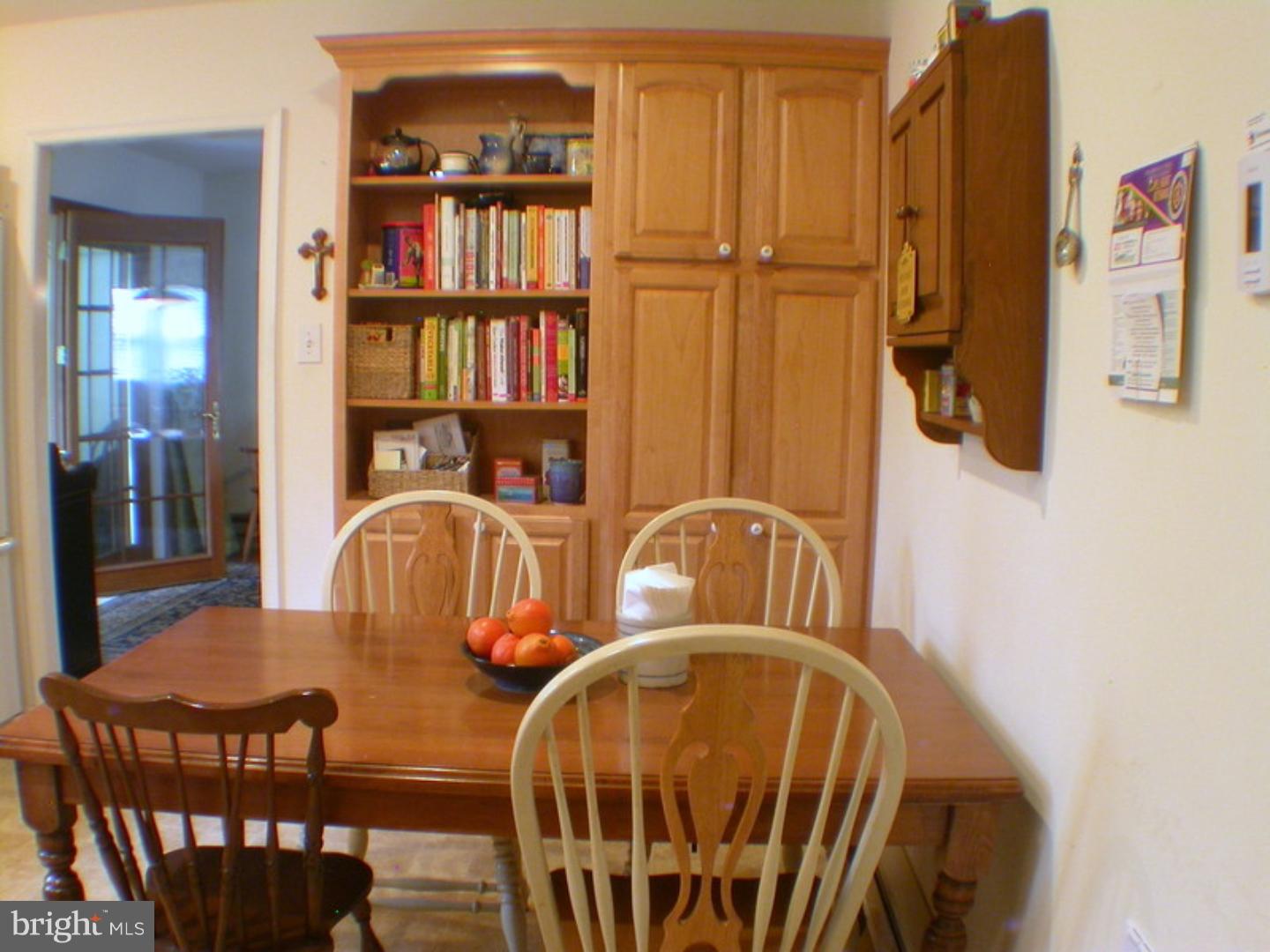 68 Grubb Road Malvern, PA 19355 - Photo 4 of 17 Kitchen