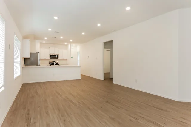 $1,840 | 1731 Sahara Drive, Crosby, TX 77532