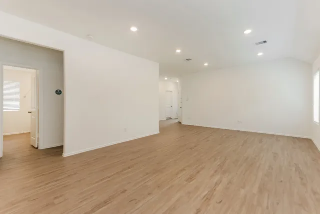 $1,840 | 1731 Sahara Drive, Crosby, TX 77532