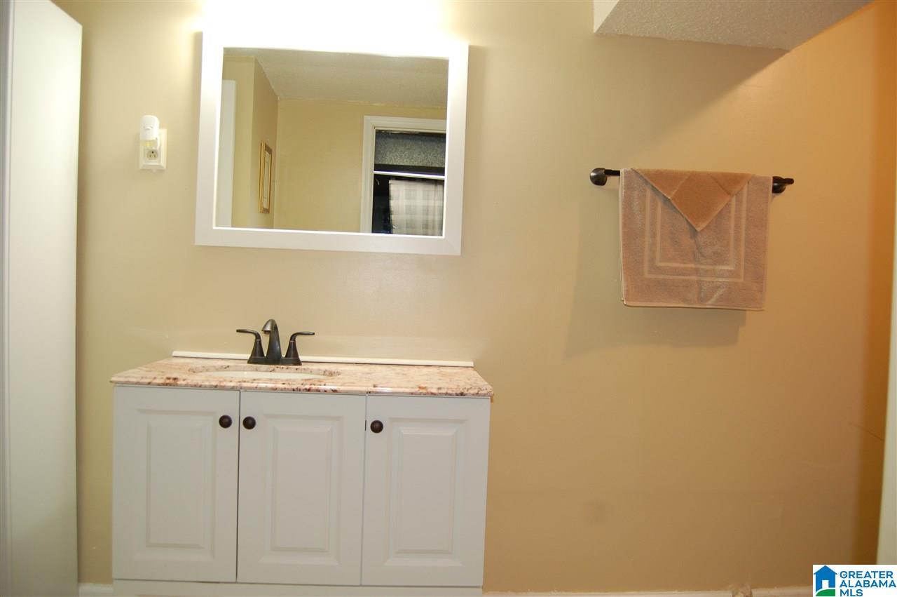 511 12th Avenue Midfield, AL 35228 - Photo 16 of 27