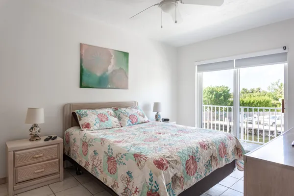 $3,524,000 | 110 Gulfview Drive, Islamorada, FL 33036