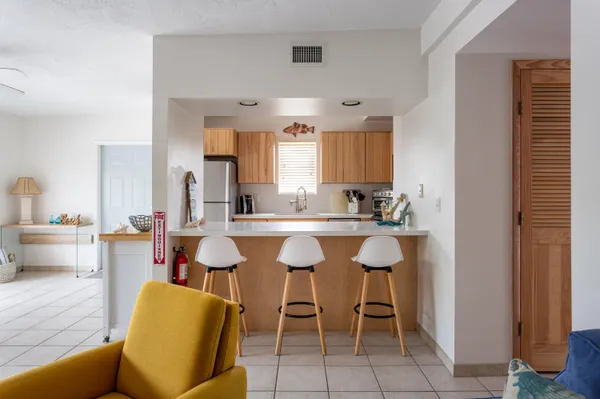 $3,524,000 | 110 Gulfview Drive, Islamorada, FL 33036