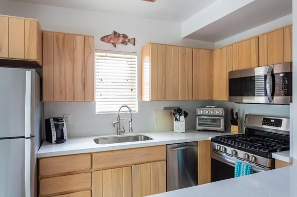 $3,524,000 | 110 Gulfview Drive, Islamorada, FL 33036