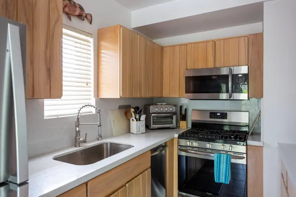 $3,524,000 | 110 Gulfview Drive, Islamorada, FL 33036