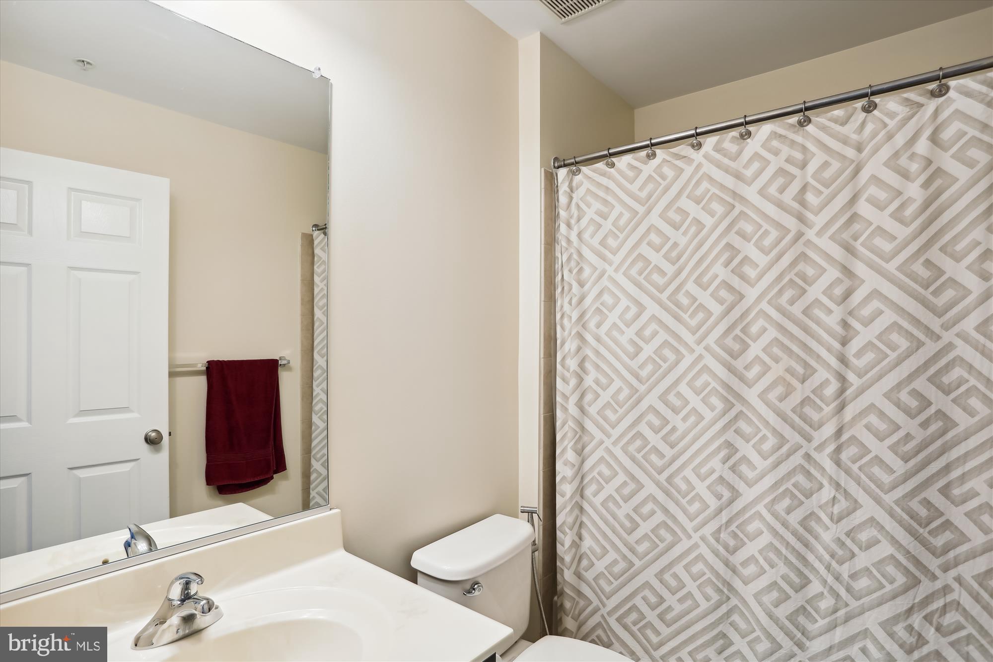 7632 Elmcrest Road Hanover, MD 21076 - Photo 17 of 37 Bath 2