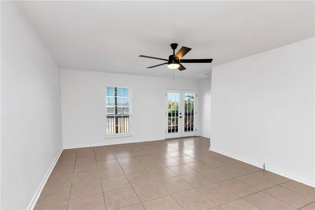 $1,500 | 2916 Jean Lafitte Parkway, Unit H, Chalmette, LA 70043