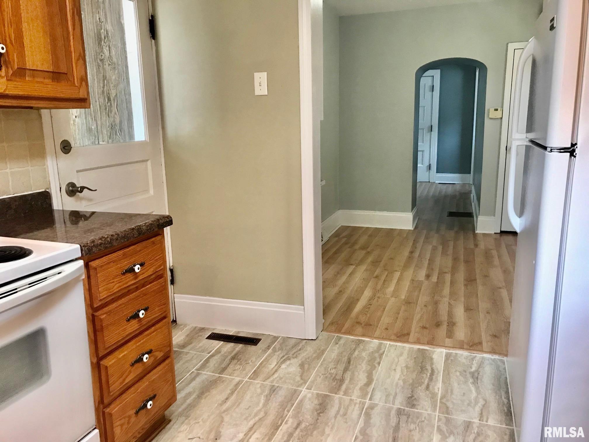 2512 South 9th Street Springfield, IL 62703 - Photo 10 of 31 Gallery Image 10
