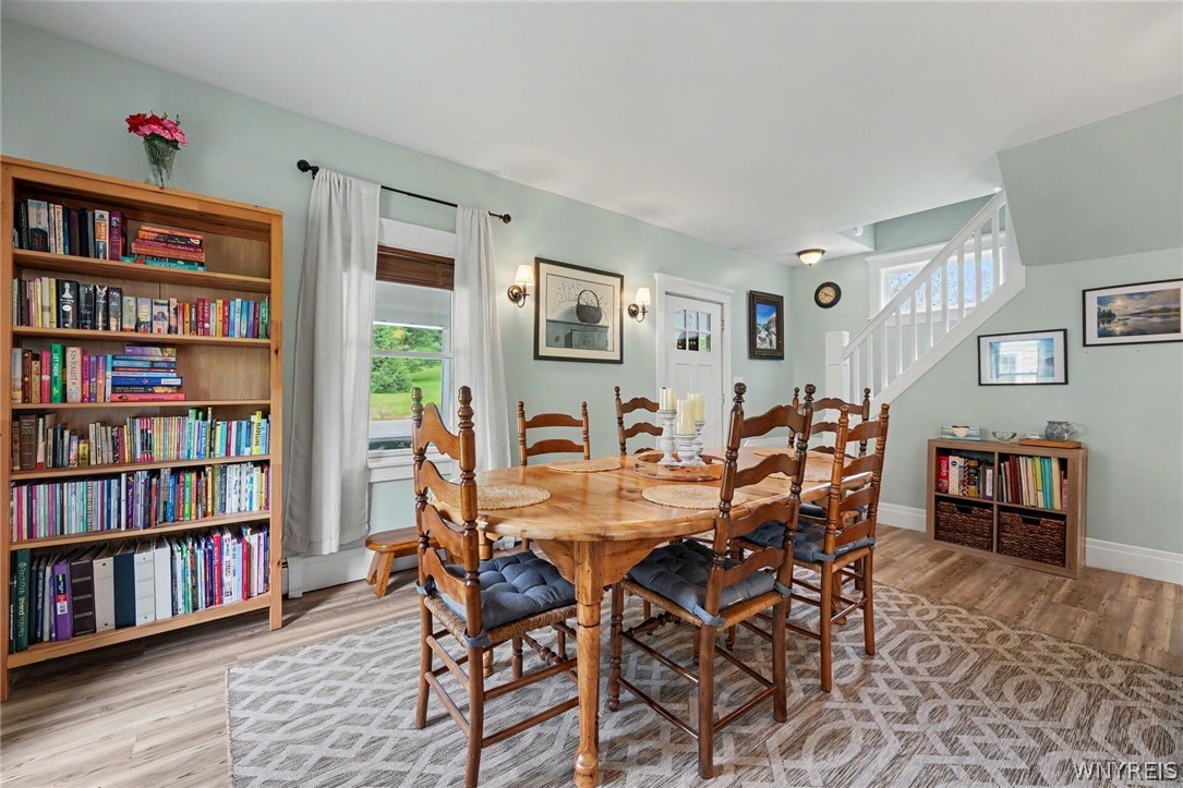 1798 Davis Road West Falls, NY 14170 - Photo 13 of 33 Dining room
