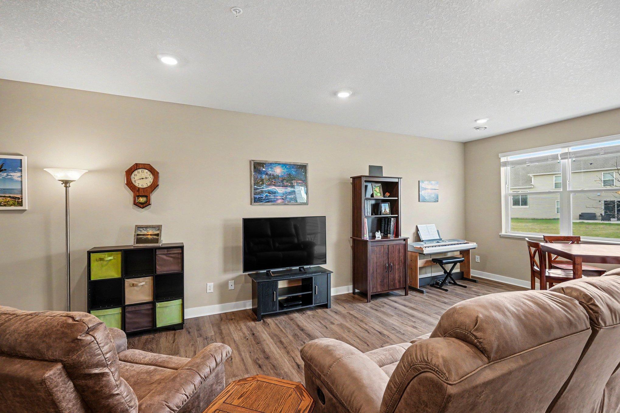 13860 Kaylemore Trail Rosemount, MN 55068 - Photo 9 of 28