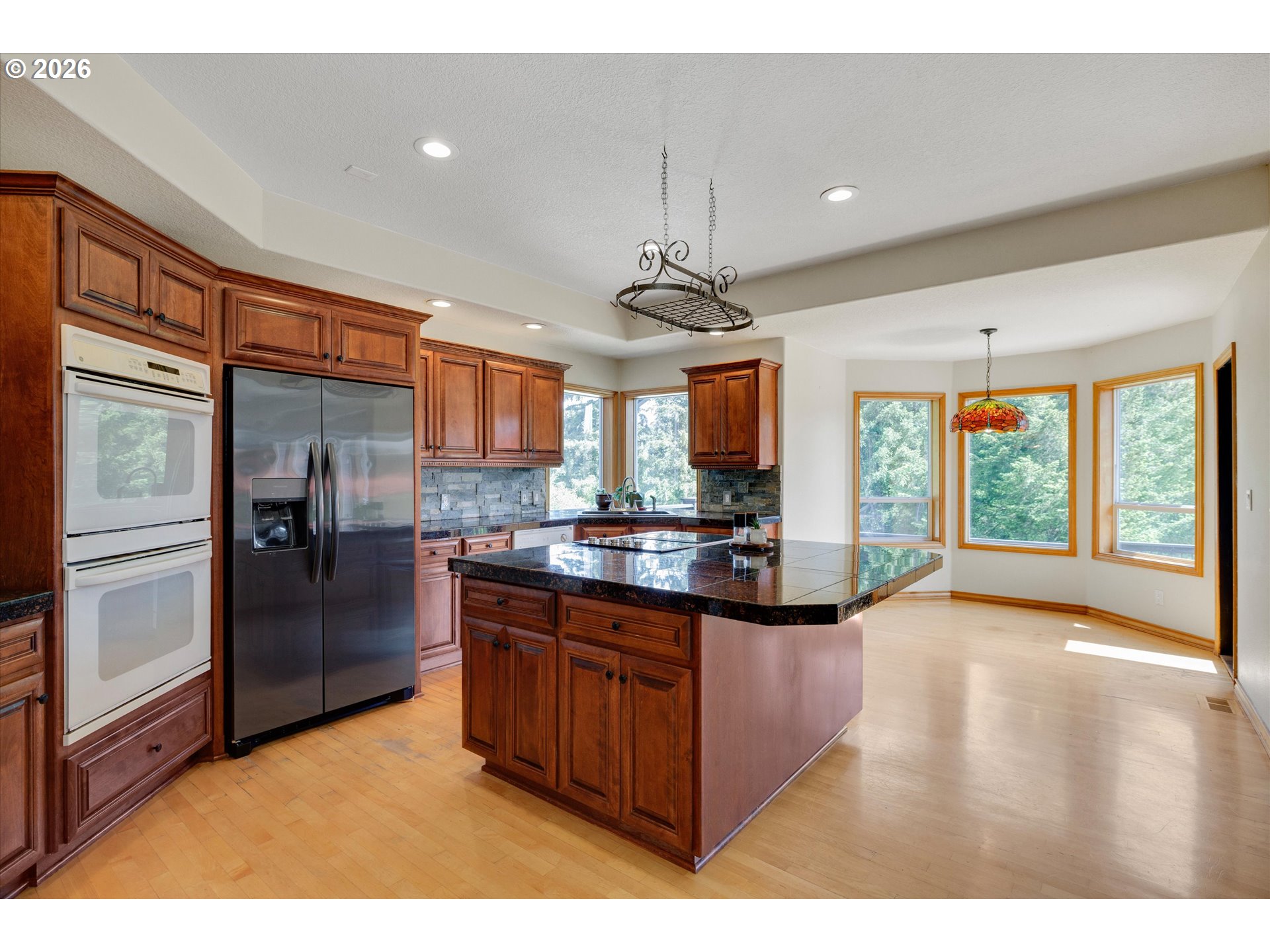 20530 South Leland Road Oregon City, OR 97045 - Photo 11 of 48 Kitchen