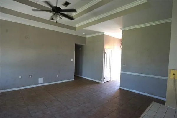 $199,900 | 2 Tuscany Drive, Laplace, LA 70068