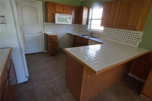 $199,900 | 2 Tuscany Drive, Laplace, LA 70068