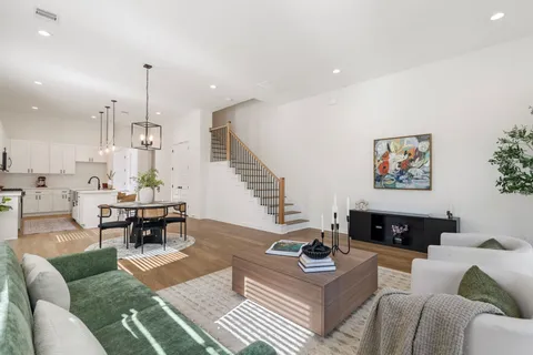 $599,000 | 1215 Sampson Street, Houston, TX 77003