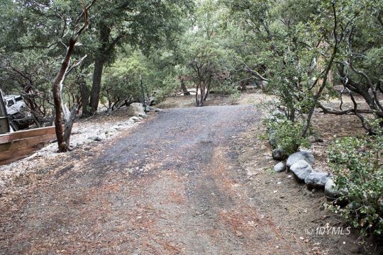 25310 Foster Lake Road Idyllwild, CA 92549 - Photo 34 of 41 Drive