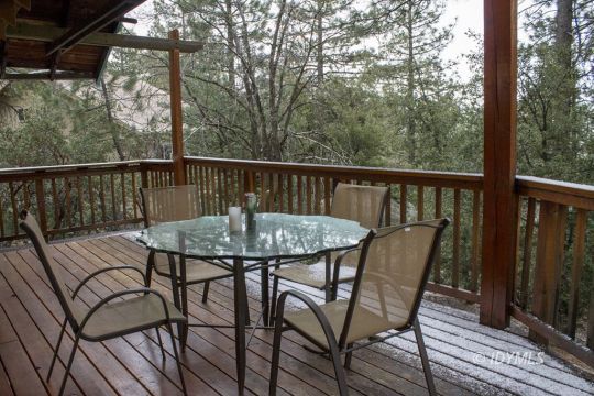 25310 Foster Lake Road Idyllwild, CA 92549 - Photo 36 of 41 Deck