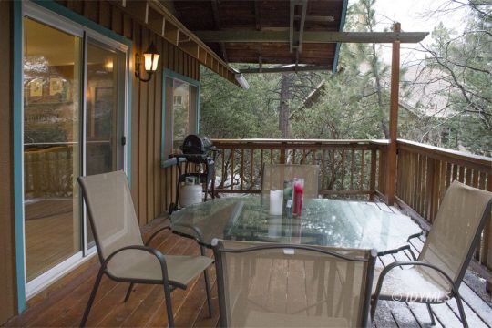 25310 Foster Lake Road Idyllwild, CA 92549 - Photo 38 of 41 Deck