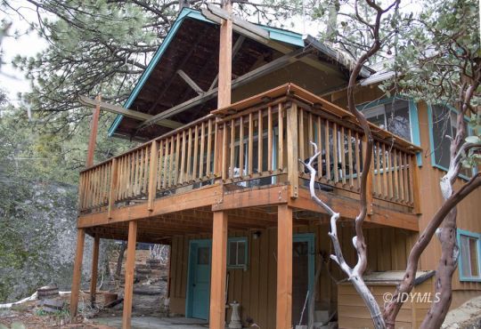 25310 Foster Lake Road Idyllwild, CA 92549 - Photo 5 of 41 Back deck
