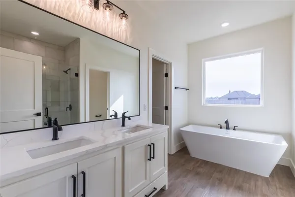 $479,900 | 119 Northwind Trail, Ovalo, TX 79541