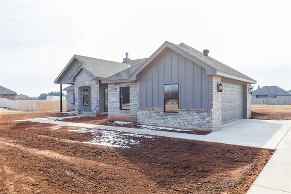 $479,900 | 119 Northwind Trail, Ovalo, TX 79541