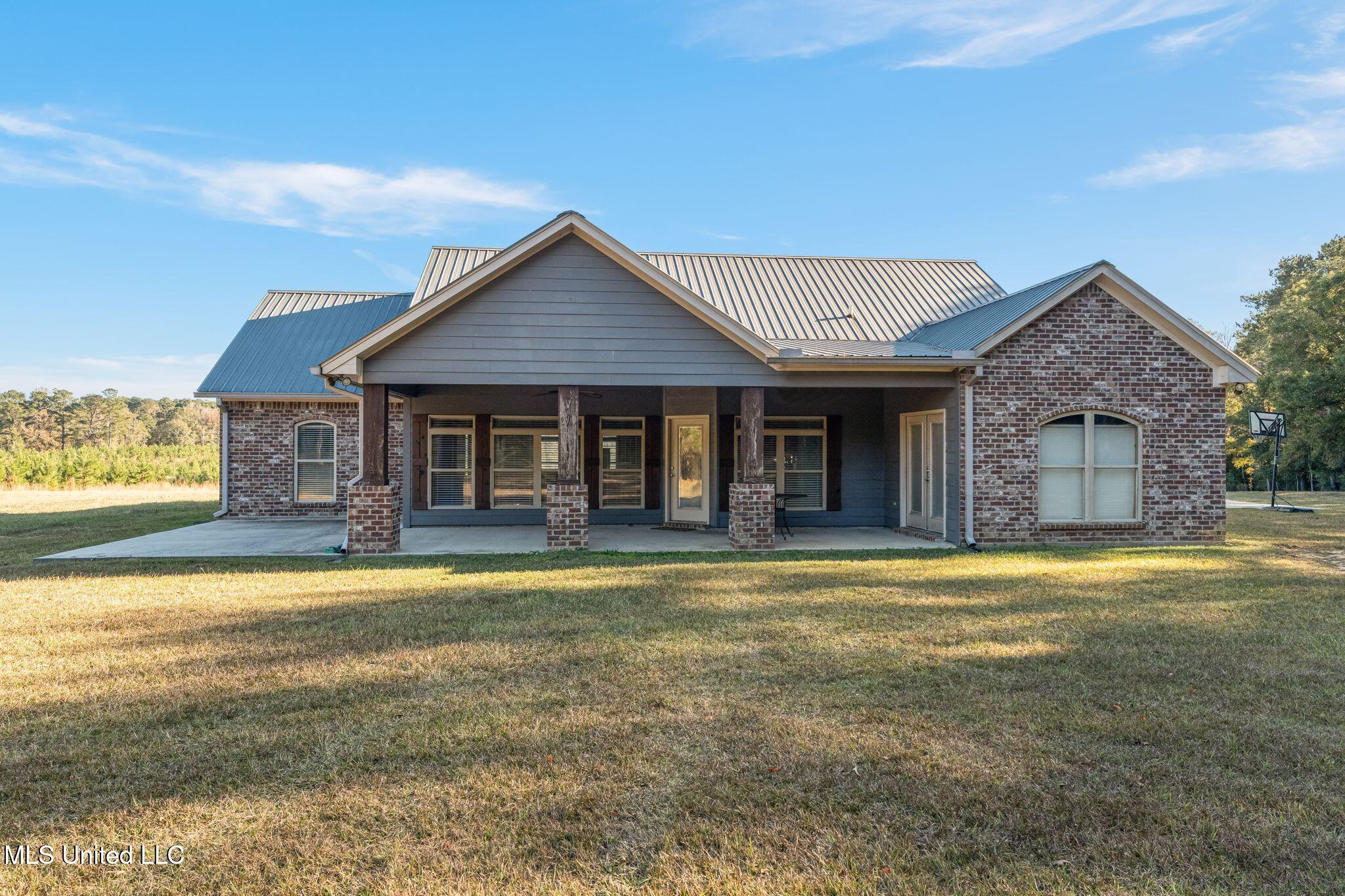 2027 Chapel Drive Summit, MS 39666 - Photo 38 of 46 2027_Chapel_Dr-38