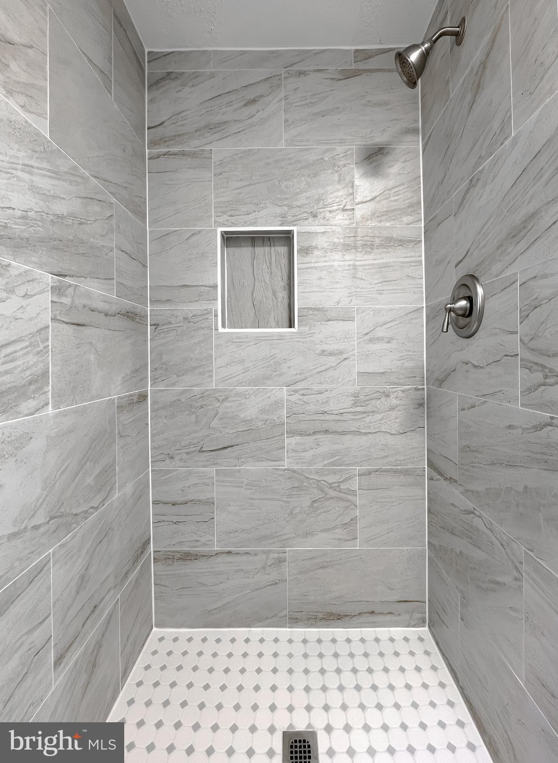 22489 Wainwright Court California, MD 20619 - Photo 20 of 41 a bathroom with a shower