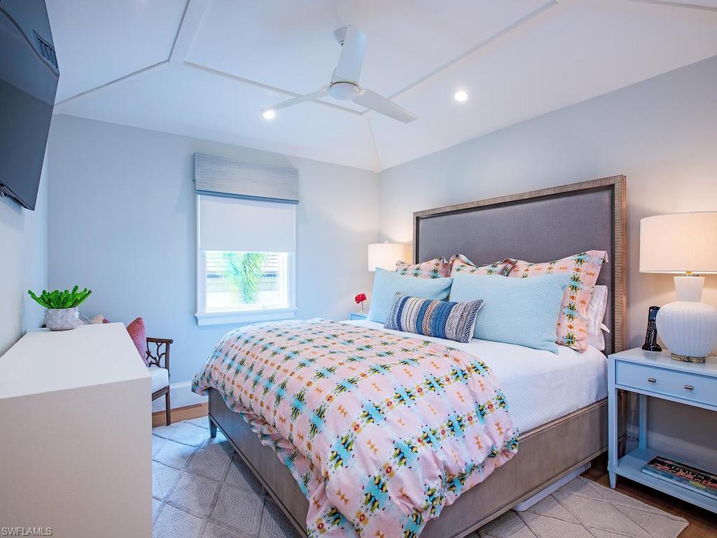 1959 4th Street South Naples, FL 34102 - Photo 25 of 42