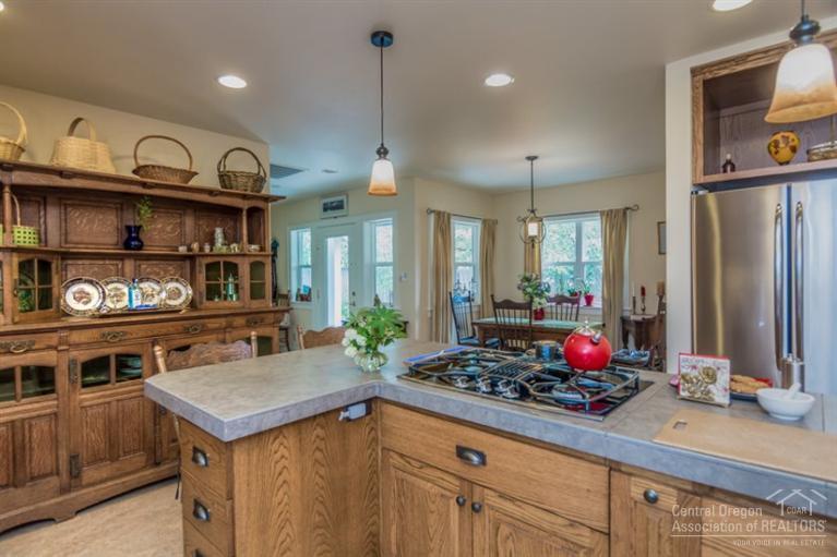 424 Northwest Riverside Boulevard Bend, OR 97703 - Photo 6 of 19 Additional Photo