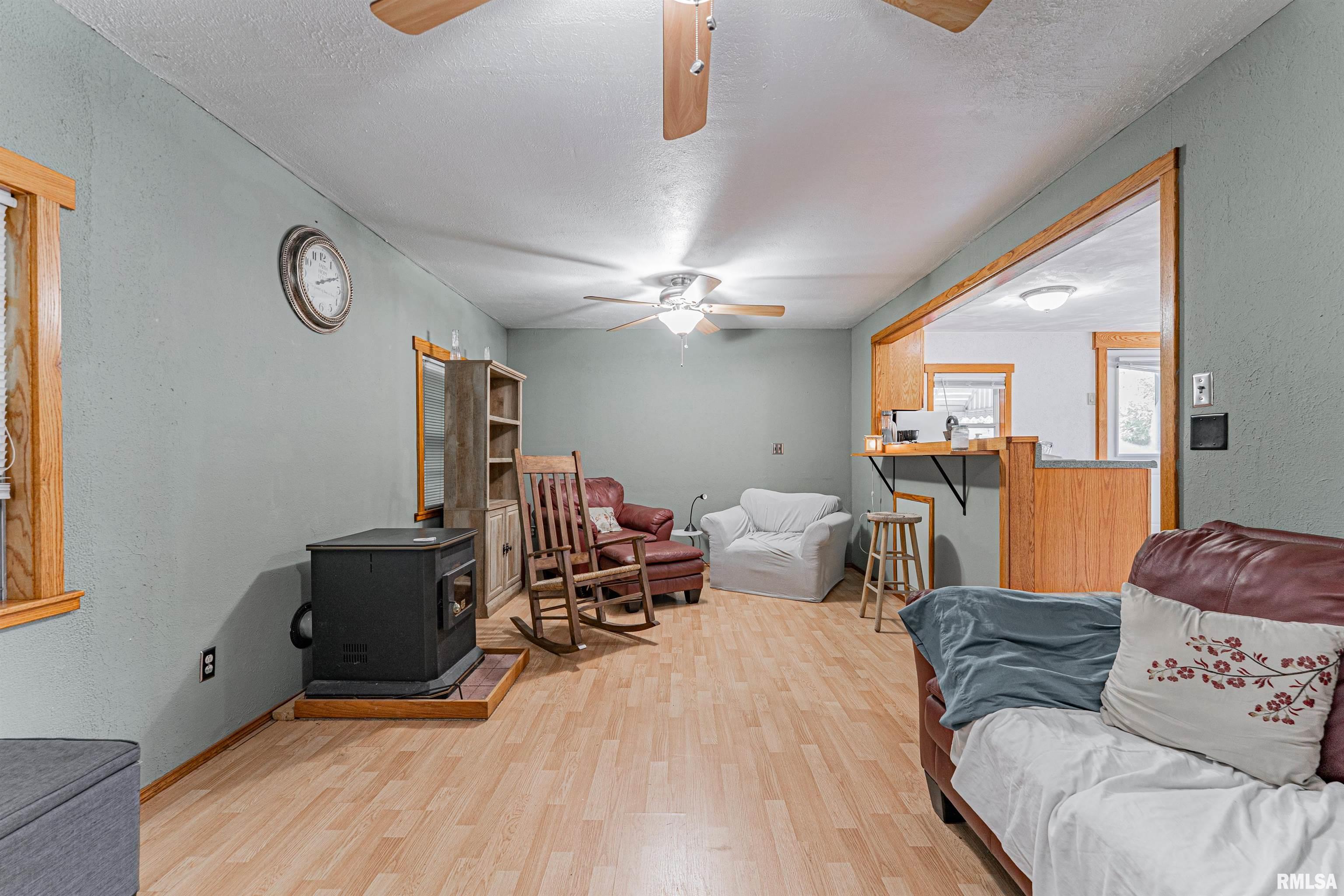 12450 Sunset Drive Manito, IL 61546 - Photo 7 of 16