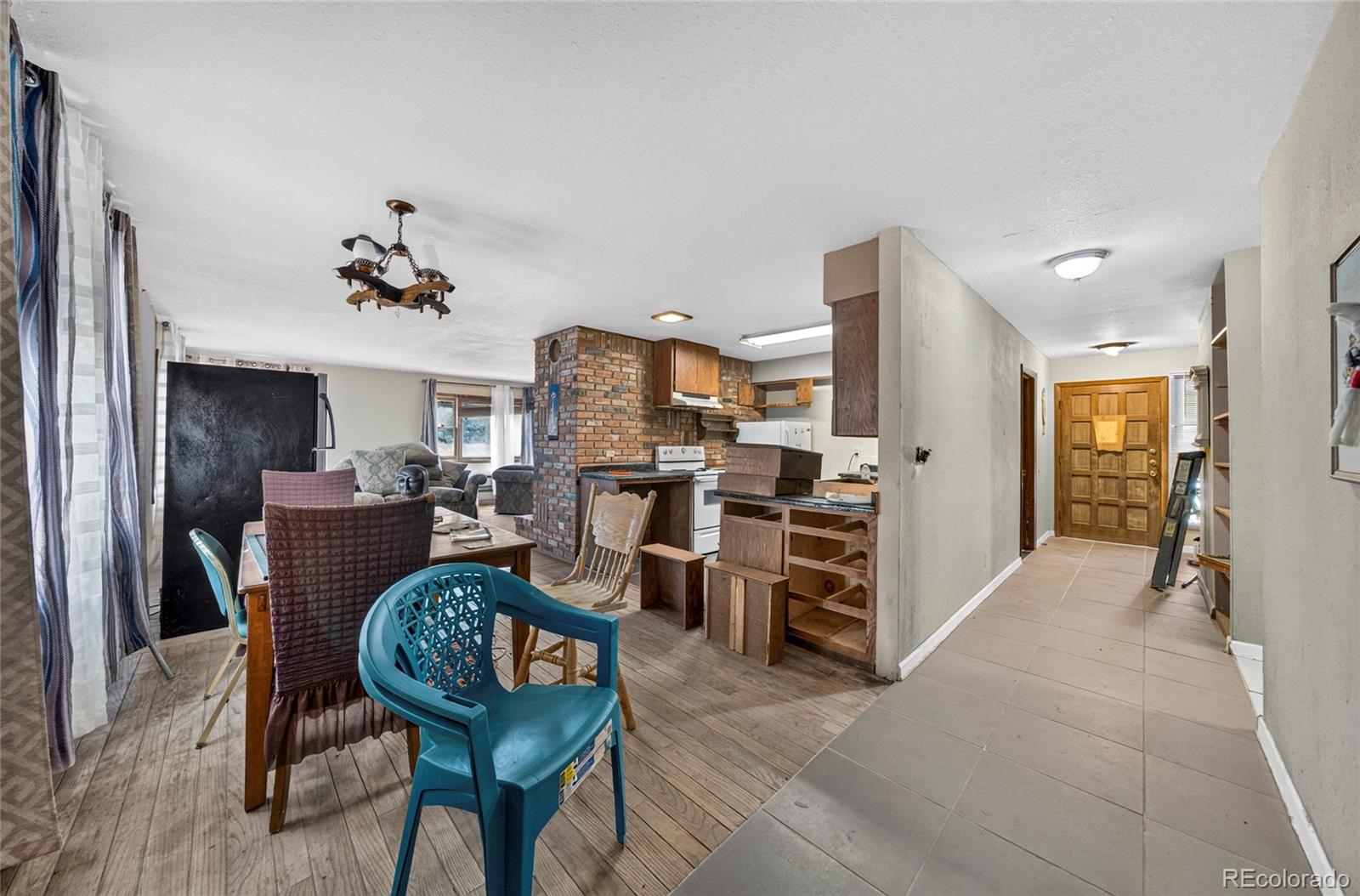 971 Navajo Road Walsenburg, CO 81089 - Photo 12 of 37 Gallery Image 12