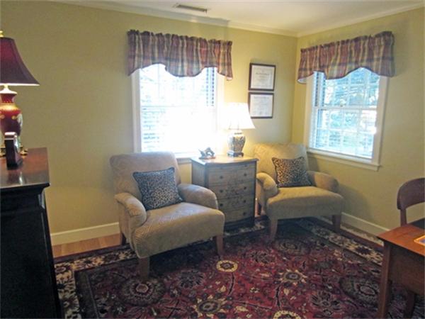 47 Radcliffe Road Wellesley, MA 02482 - Photo 16 of 23