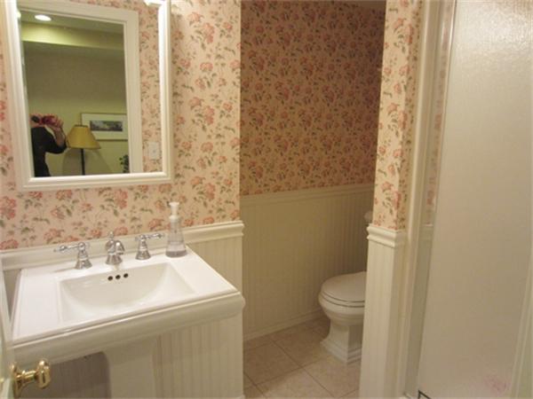 47 Radcliffe Road Wellesley, MA 02482 - Photo 19 of 23