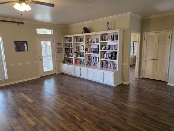 $365,000 | 1012 Edinburgh Drive, Kerrville, TX 78028