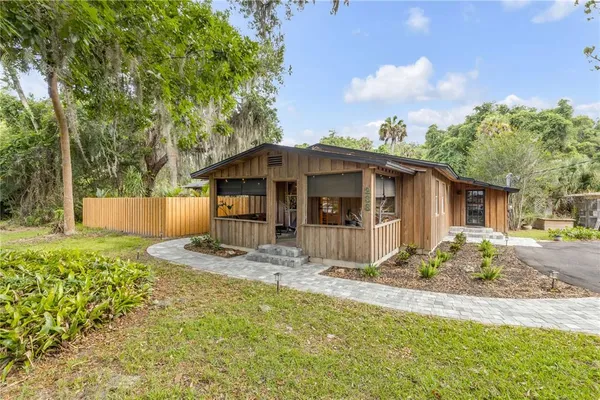 $625,000 | 233 West Ariel Road, Edgewater, FL 32141
