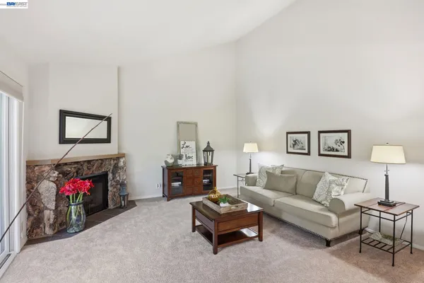 $470,000 | 21109 Gary Drive, Unit 220, Hayward, CA 94546