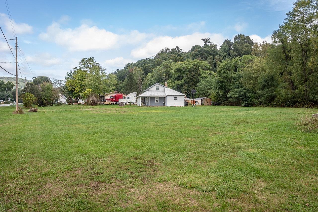 7452 Briery Branch Road Dayton, VA 22821 - Photo 38 of 66 a house view with a garden space