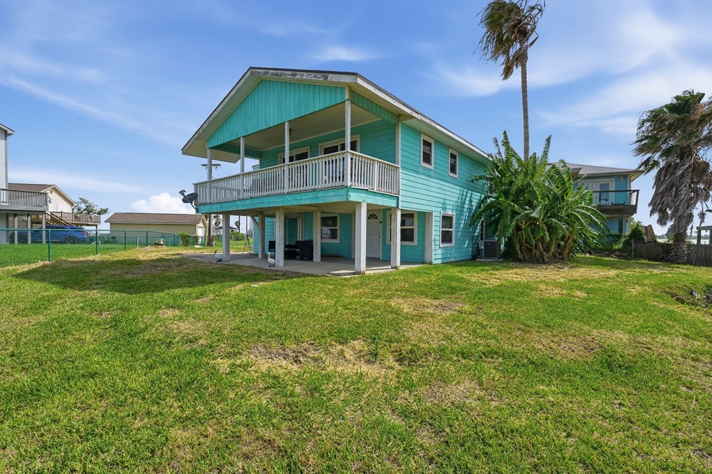 554 Copano Cove Road Rockport, TX 78382 - Photo 2 of 40