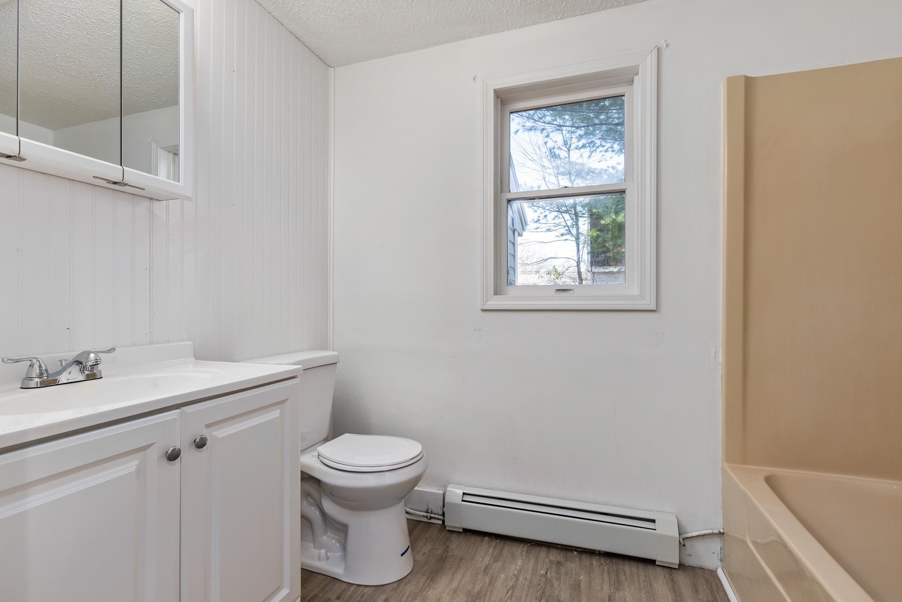 16 Waverly Street Rochester, NH 03867 - Photo 10 of 20