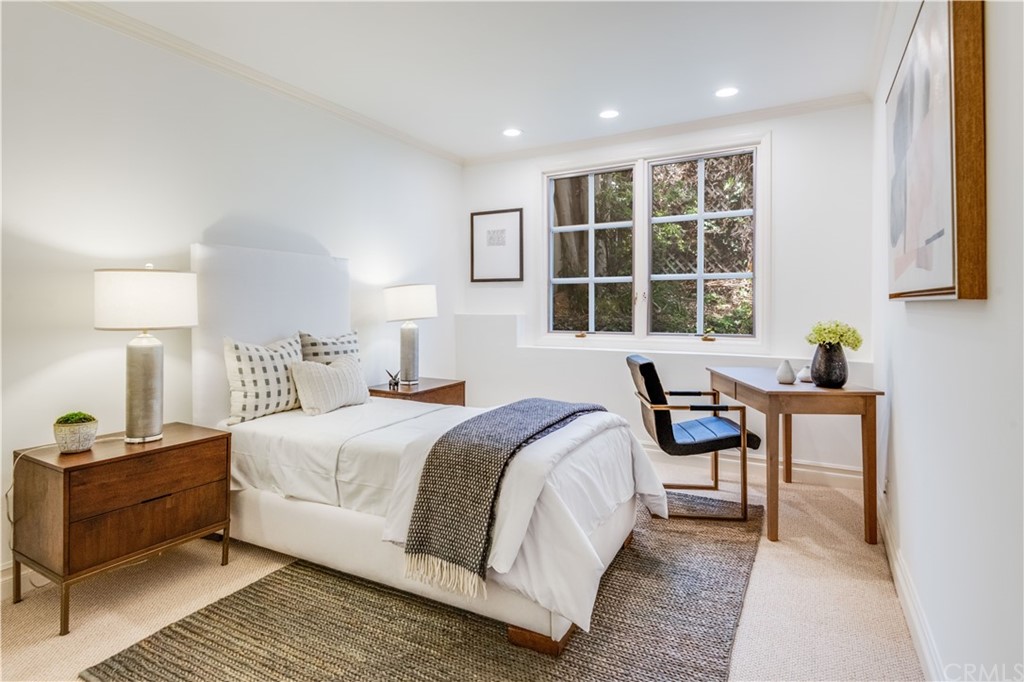 944 Via Rincon Palos Verdes Estates, CA 90274 - Photo 17 of 25