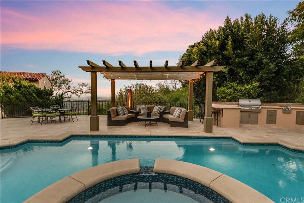 944 Via Rincon Palos Verdes Estates, CA 90274 - Photo 6 of 25