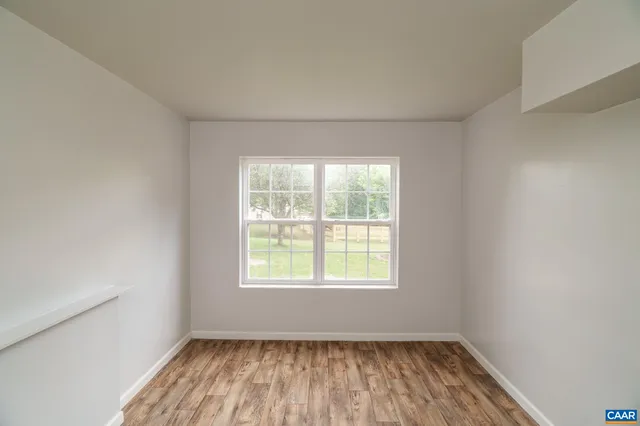 a view of a house with a big yard