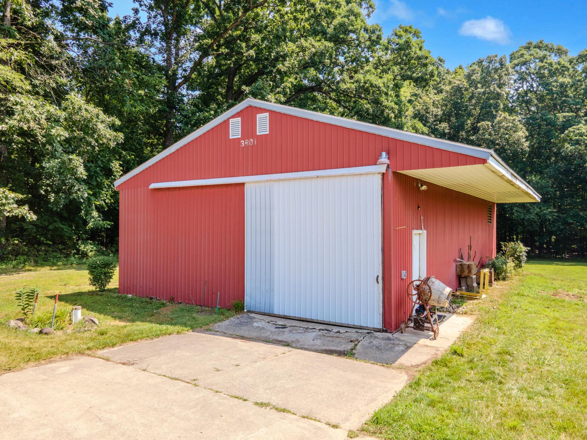 3801 Stillson Road Stockbridge, MI 49285 - Photo 10 of 57 DJI_0593