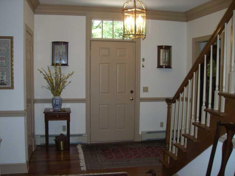 161 Leech Road Greenville, PA 16125 - Photo 8 of 25 Entry/Foyer.
