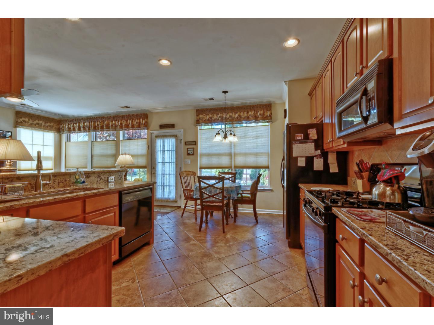 9 Shane Street Sicklerville, NJ 08081 - Photo 15 of 25 Gallery Image 15