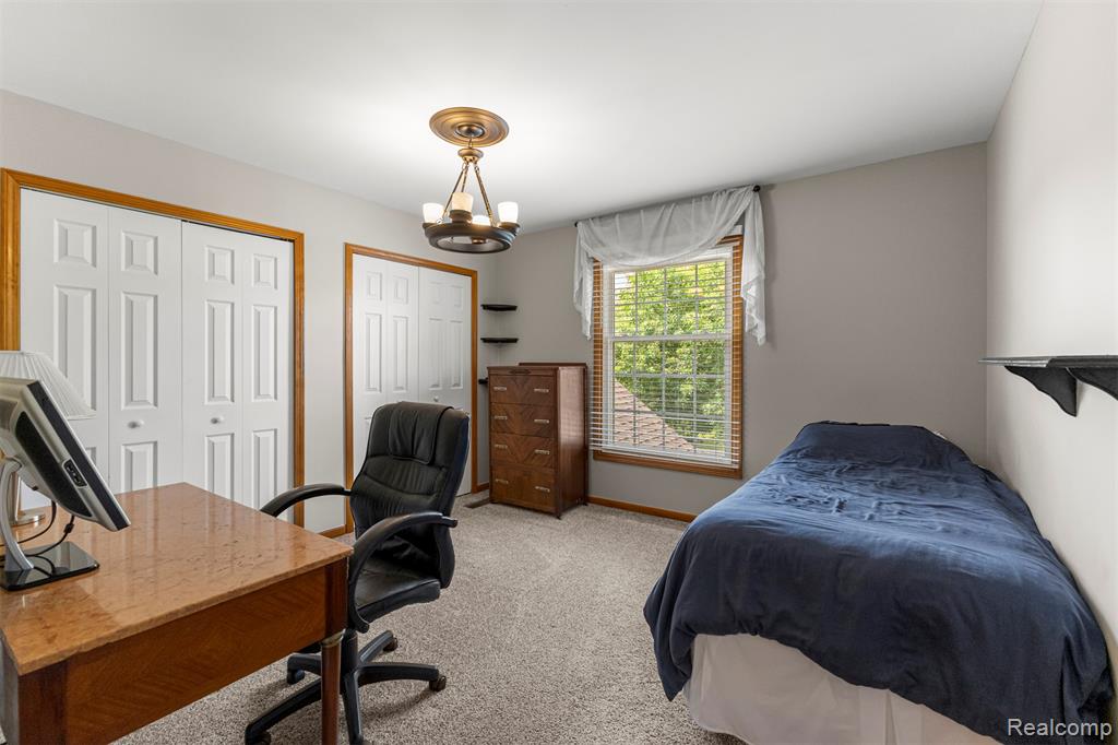 46671 Mornington Road Canton, MI 48188 - Photo 38 of 76 Gallery Image 38