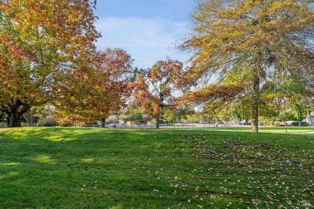 $275,000 | 200 Mexican Flag Way, Sonoma, CA 95476